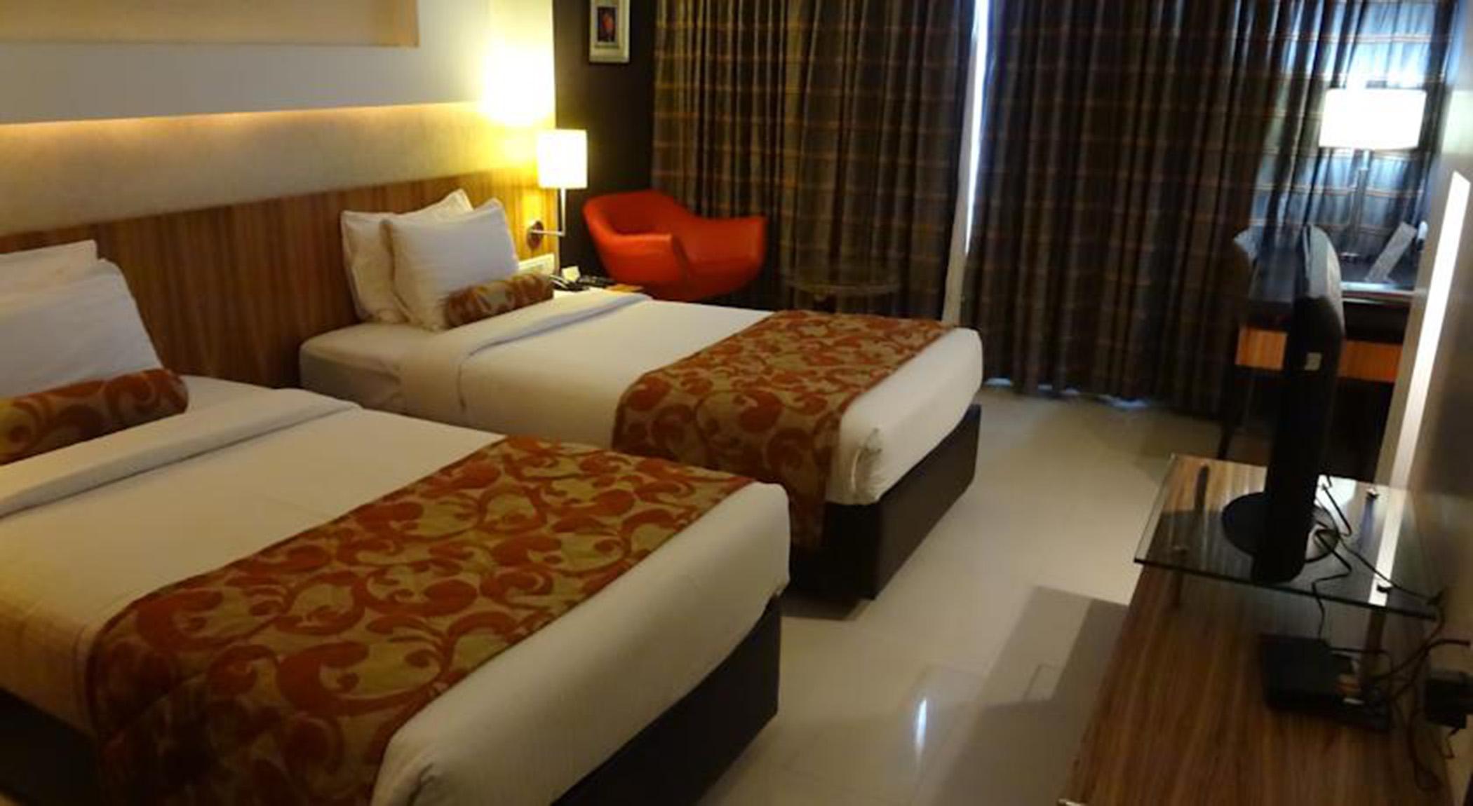 Hotel Satkar Residency Thane Zewnętrze zdjęcie