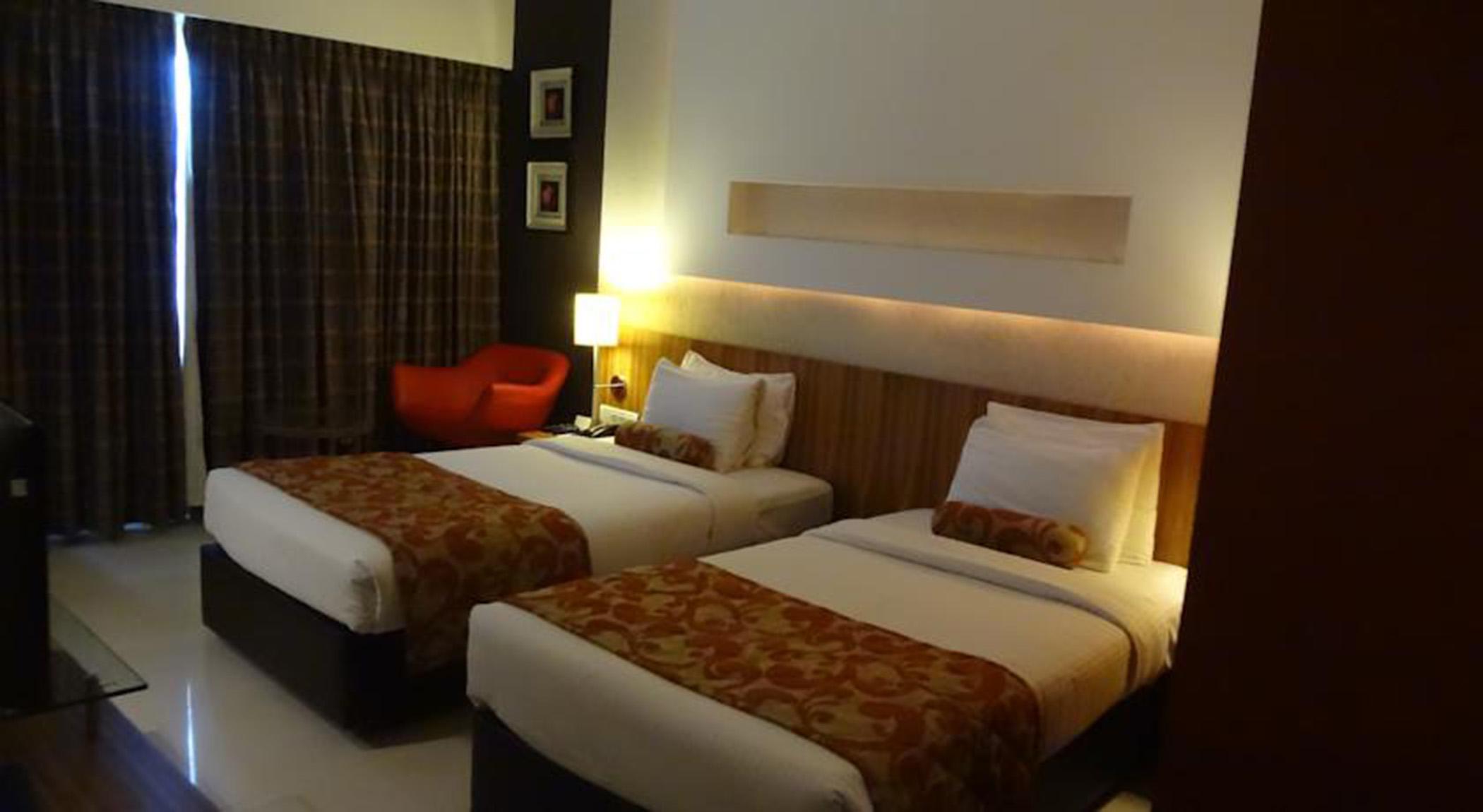 Hotel Satkar Residency Thane Zewnętrze zdjęcie