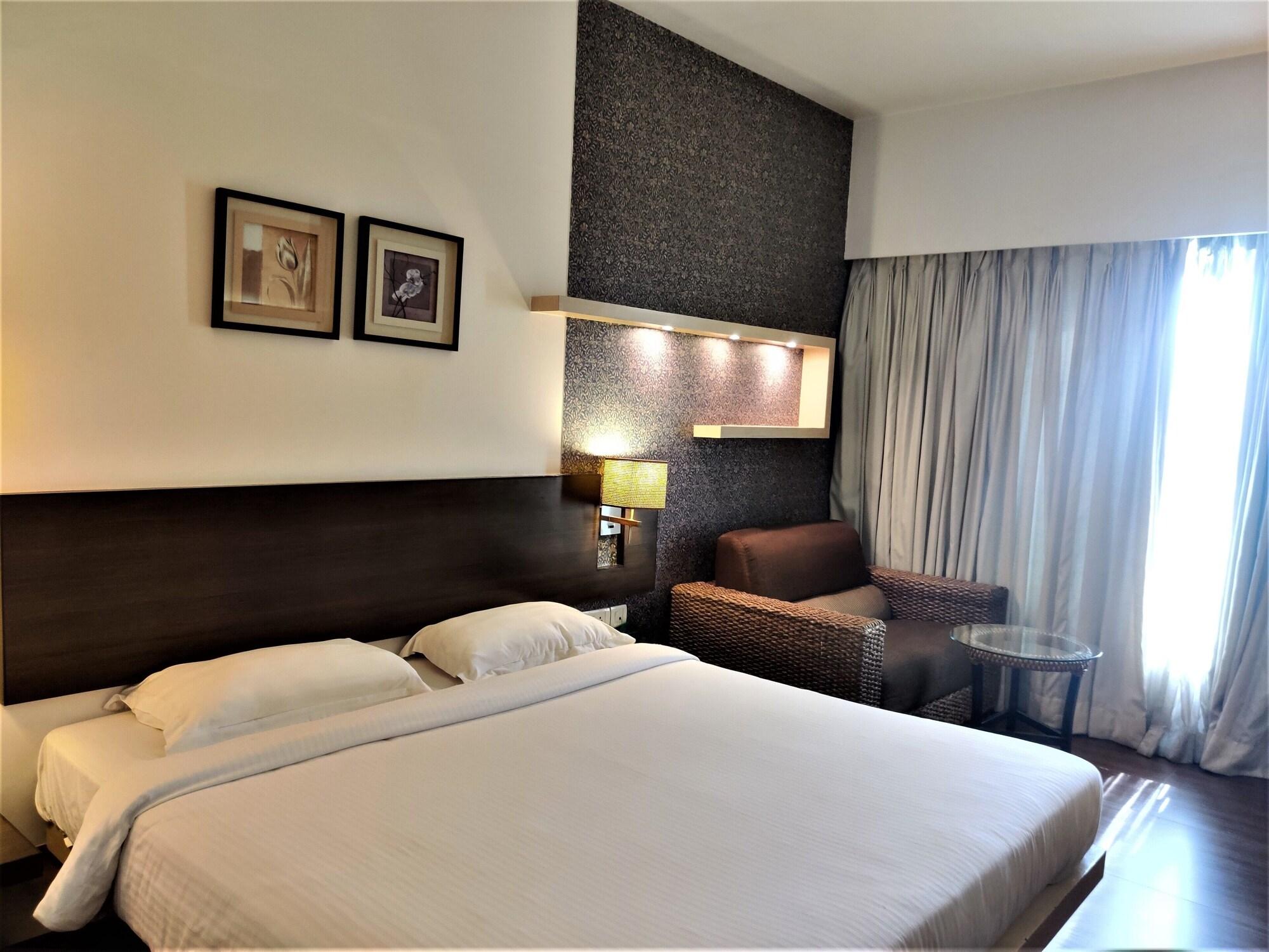 Hotel Satkar Residency Thane Zewnętrze zdjęcie