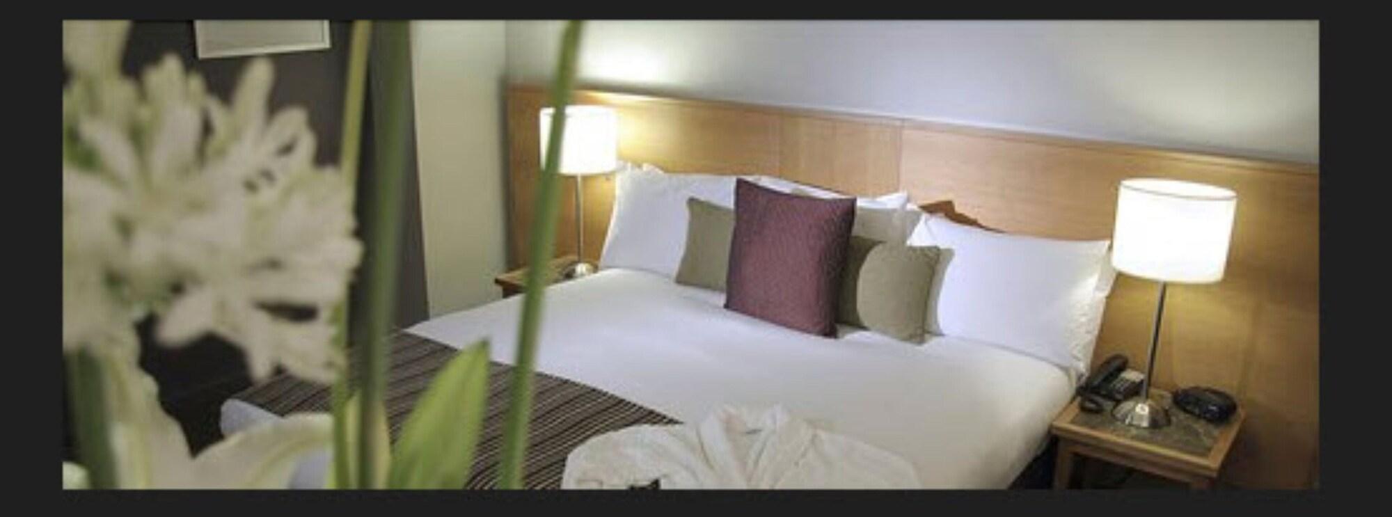 Hotel Satkar Residency Thane Zewnętrze zdjęcie