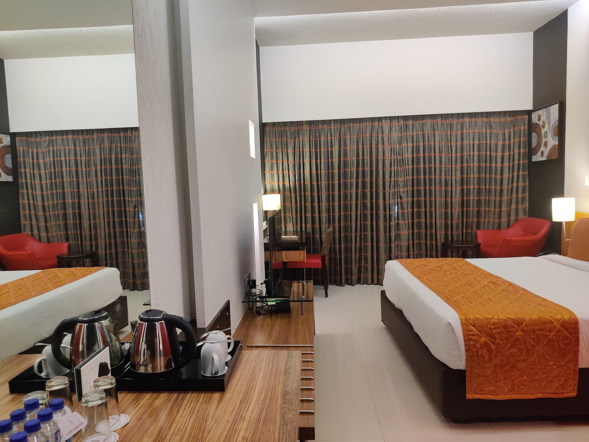 Hotel Satkar Residency Thane Zewnętrze zdjęcie