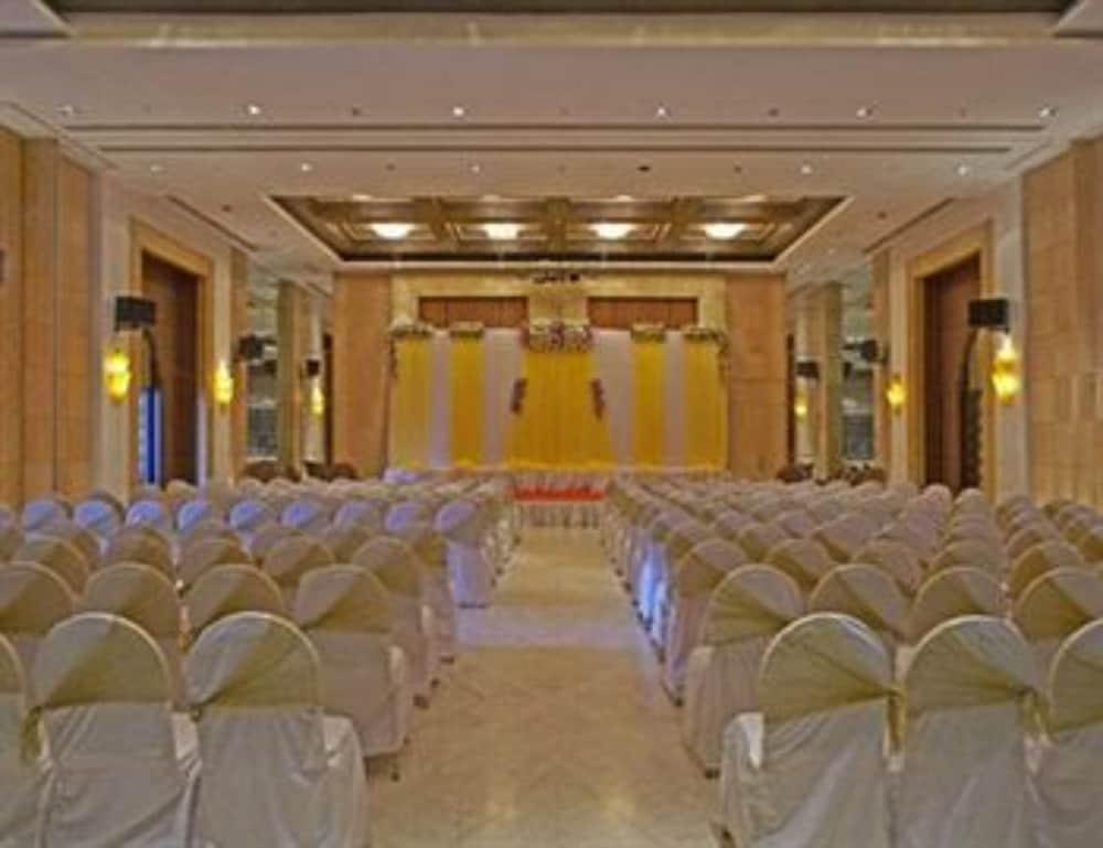 Hotel Satkar Residency Thane Zewnętrze zdjęcie