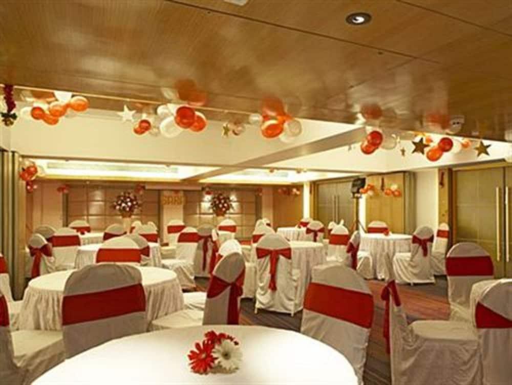 Hotel Satkar Residency Thane Zewnętrze zdjęcie