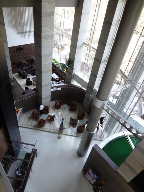 Hotel Satkar Residency Thane Zewnętrze zdjęcie